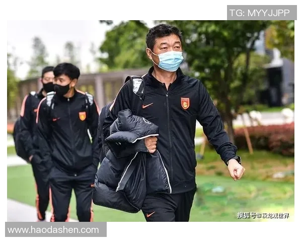 武汉篮球队意识争议引发热议球迷观点碰撞成焦点讨论